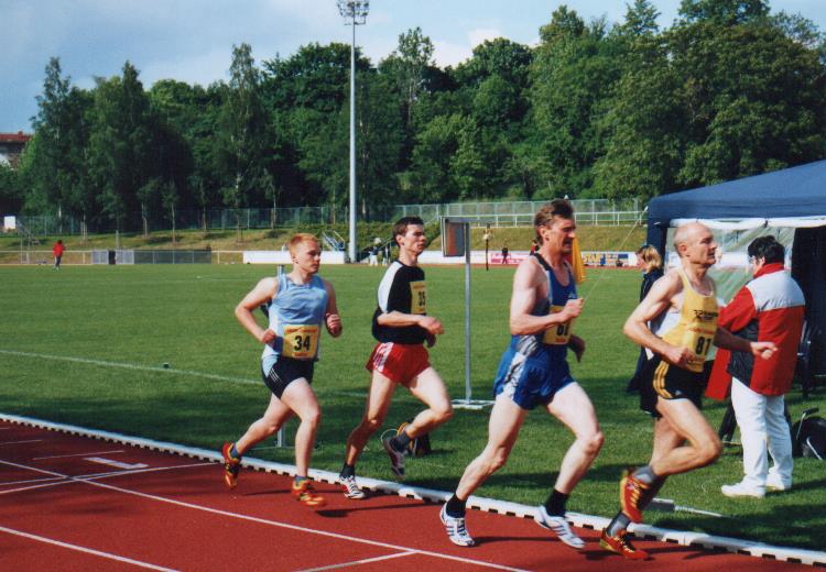 2004/1000/Q18.jpg