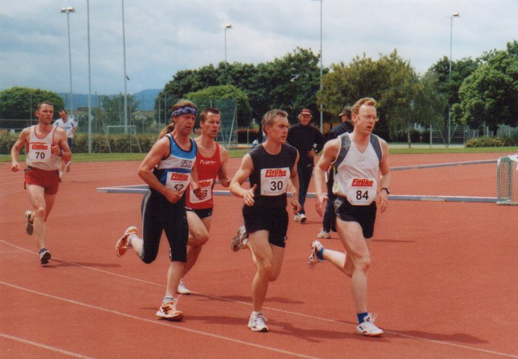 2006/3000/J13.jpg