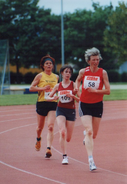2006/3000/K32.jpg