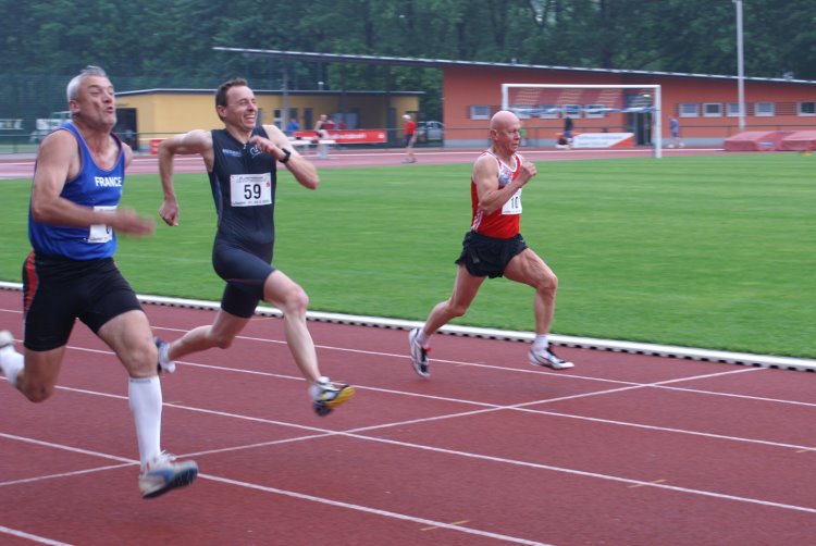 2009/11100mM/51F0052.jpg