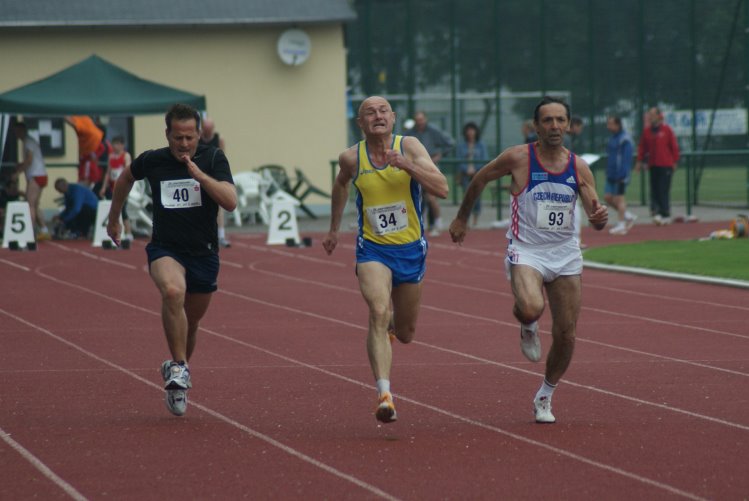 2009/11100mM/61W2831.jpg