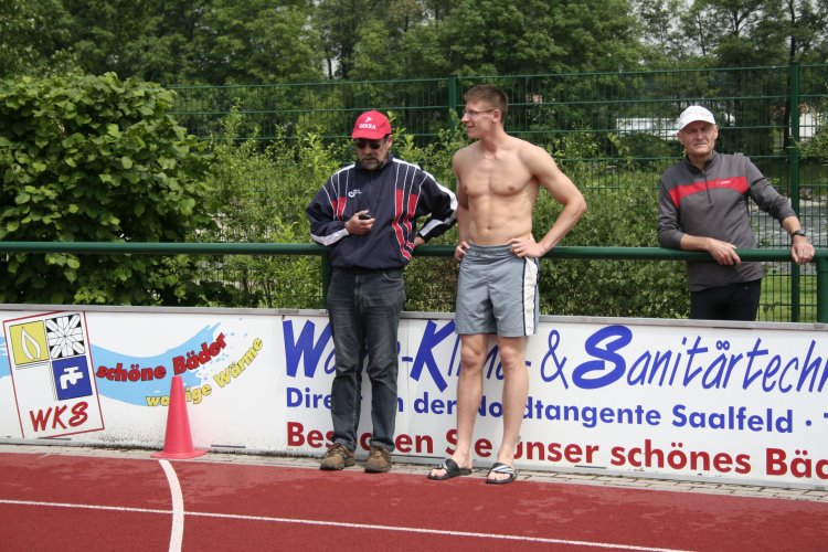2009/143000mF/15K09980.jpg